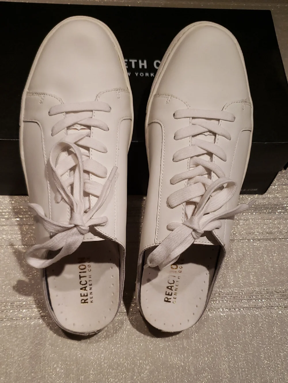 Kenneth Cole NWOT Flats Leather Low-Top Lace Mule Sneakers Open Back Clog Womens